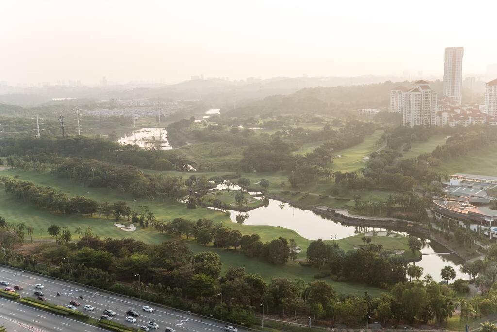 Conezion Residence Putrajaya 3Br6Pax Ioi City Mall ภายนอก รูปภาพ
